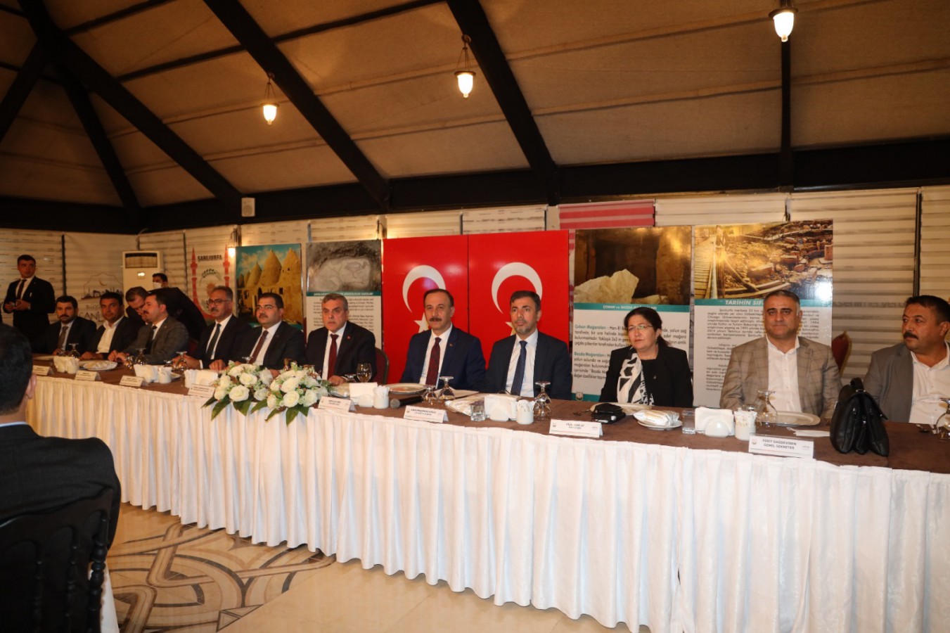 Başkan Beyazgül, Muhtarlarla Buluştu (Video)