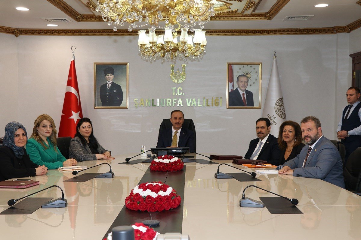 Geri dönüşüm toplayan kadın ve çocuklar İçin imzalar Atıldı