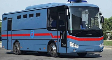 Şanlıurfa'da gözaltına alınan DEM Partisi üyeleri adliye sevk edildi