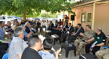 Vali Şıldak Hilvan ilçesini ziyaret etti