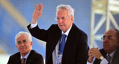 Aziz Yıldırım, Fenerbahçe Kongresi'nde Neden Ayrıldığını Açıkladı