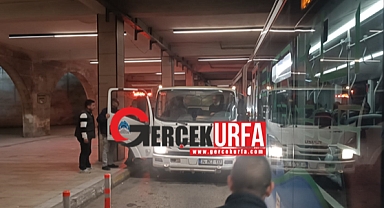 Şanlıurfa'da Akşam Kargaşası: Alt Geçitte Eyyübiye Belediyesi Engeli!