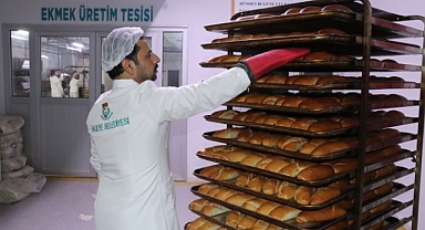 Haliliye’den Evlere Sıcak Ekmek ve Yemek Ulaşımı Devam Ediyor!