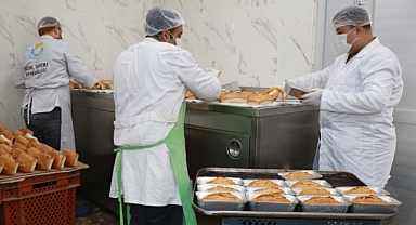 Haliliye Belediyesi, Çölyak ve PKU’lu Vatandaşlara Ücretsiz Ekmek Dağıtıyor