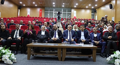 Karaköprü’de Başkanlar Şiirleriyle Geceyi Renklendirdi