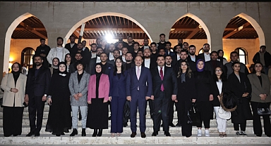 Başkan Gülpınar, Gençlerle İftar Programında Bir Araya Geldi