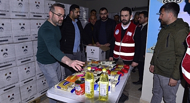 Ceylanpınar Belediyesi, Ramazan Ayında Yüzlerce Aileye Gıda Yardımı Dağıttı
