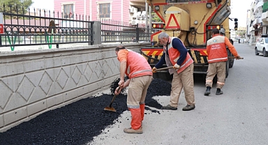 Haliliye Belediyesi Yolları Güvenli ve Konforlu Hale Getirmeye Devam Ediyor