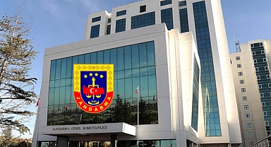 Jandarma Operasyonunda Yüklü Miktarda Kaçak Ürün Ele Geçirildi