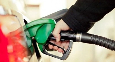 Benzinde Büyük İndirim! Yeni Fiyatlar Yarın Başlıyor!