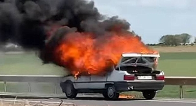 Şanlıurfa-Hilvan Yolunda Araç Yangını! Facia Son Anda Önledi