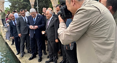 İYİ Parti Genel Başkanı Dervişoğlu, Şanlıurfa'da Hemşehrileriyle Bir Araya Geldi