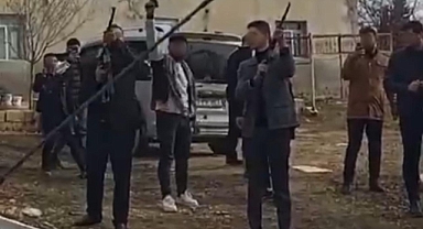 Şanlıurfa'da Düğünde Havaya Ateş Eden Şahıslar Yakalandı! Silahlarına El Konuldu