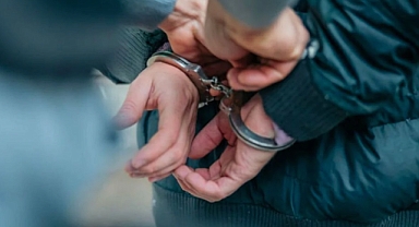 Uluslararası Aranan İki Şüpheli Türkiye’de Yakalandı