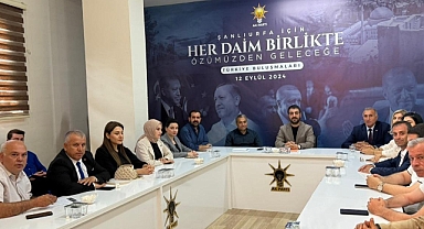 AK Parti Karaköprü Kadın Kolları Yeni Yönetimi Göreve Başladı!