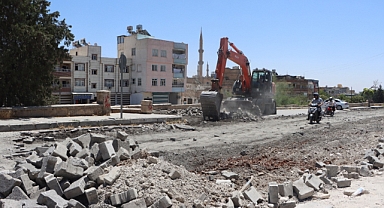 Tarihi Yolda Büyük Dönüşüm Başladı, Şanlıurfa'da Konforlu Ulaşım Geliyor!