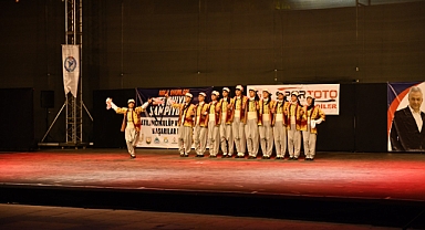 Türkiye’nin Renkleri Şanlıurfa’da Buluştu! Halk Oyunları Finallerine Büyük İlgi