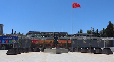 Şanlıurfa Büyükşehir Belediyesi, Tarihi Meydanlara Modern Estetik Katkı Sağladı!