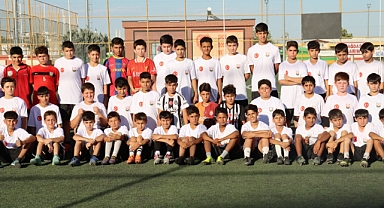 Şanlıurfa Büyükşehir’den Geleceğin Yıldızlarına Tam Donanımlı Destek!