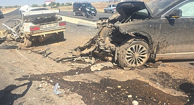 Şanlıurfa’da Çevre Yolunda Korkunç Çarpışma! 1 Kişi Hayatını Kaybetti