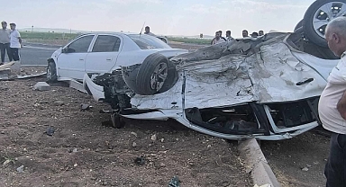 Şanlıurfa'da Feci Kaza! İki Araç Kafa Kafaya Çarpıştı