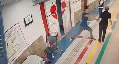 Şanlıurfa'da Hastanede Kan Donduran Saldırı! Başhekim Yardımcısı Bıçaklandı