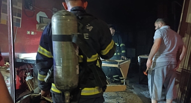 Şanlıurfa'da Mobilya Atölyesinde Çıkan Yangın Hızla Kontrol Altına Alındı