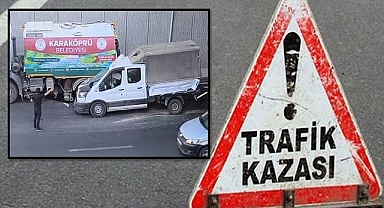  Şanlıurfa’da Yol Temizliğinde Kaza! Kamyonet Belediye Aracına Çarptı