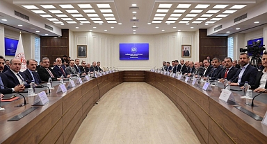 Bakan Işıkhan Memur Sendikalarıyla Toplu Sözleşme Görüşmelerinde Bir Araya Geldi