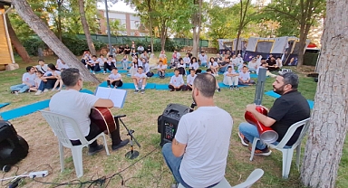 Büyükşehir Belediyesinin Doğa Kampı Çocuklara Hem Eğitim Hem Eğlence Getirdi