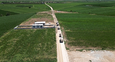 Şanlıurfa Büyükşehir Belediyesi Suruç’ta Yol Çalışmalarını Sürdürüyor