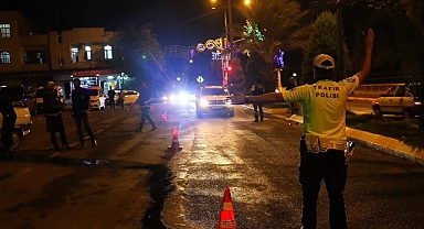 Şanlıurfa’da Geceye Damga Vuran Denetim! 35 Aranan Suçlu Yakalandı