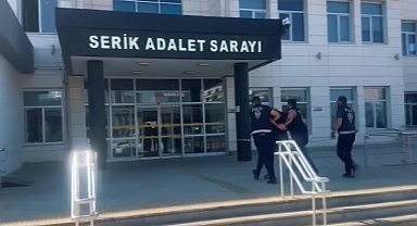 Şanlıurfa'da Otobüs Şoförünü Yaralayan Şüpheli Antalya'da Yakalandı