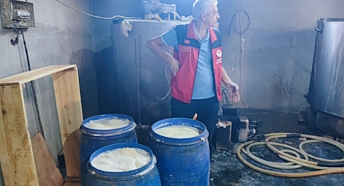 Şanlıurfa'da Kayıtsız Süt Skandalı! Kilolarca Süt İmha Edildi