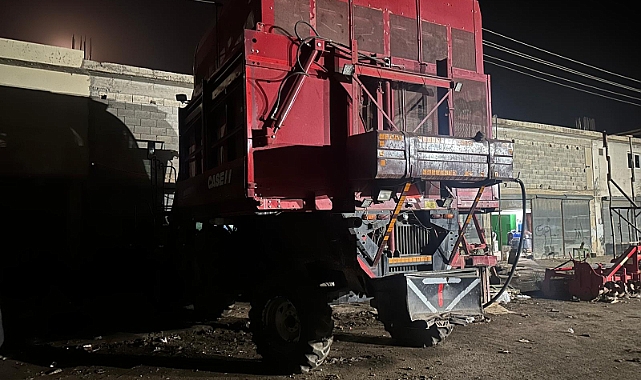 Şanlıurfa'da 1 Milyon Liralık Hırsızlık Biçerdöverin Parçaları Çalındı!