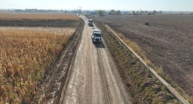 Büyükşehir Belediyesi Kırsalda Yol ve Altyapı Hamlesi! Akçakale’de Bozuk Yollar Tarihe Karışıyor