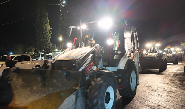 Şanlıurfa Büyükşehir Belediyesi Karla Mücadelede Tüm Ekipler Sahada!