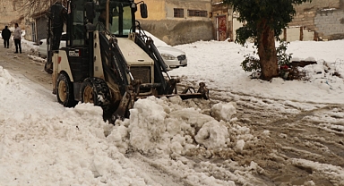 Haliliye Belediyesi Karla Mücadeleyi Aralıksız Sürdürüyor!