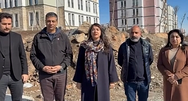 Milletvekili Dilan Kunt Ayan Şanlıurfa'da TOKİ Deprem Konutları Yetersiz!