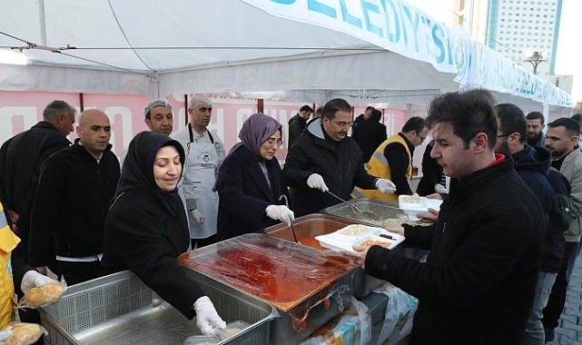 Başkan Canpolat ve Milletvekili Yazmacı Vatandaşlarla İftarda Buluştu