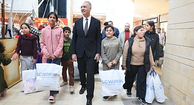 Başkan Mehmet Kuş ve Milletvekili Önen’den Çocuklara Sürpriz Bayram Coşkusu!