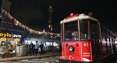 Şanlıurfa'nın Gözbebeği Divanyolu'nda Gece Gündüz Büyüleyen Dönüşüm!