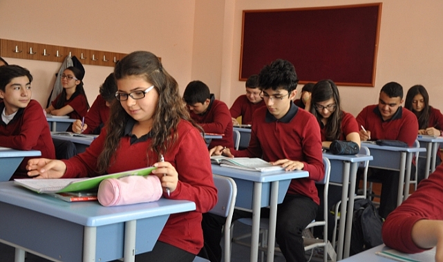 55 Bin Okulla Güvenlik Kameraları Geliyor! Merkezi Sistem İle Takip Edilecek