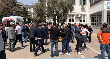 Kahramanmaraş'ta Okula Silahlı Saldırı 4 Ölü, 24 Yaralı!