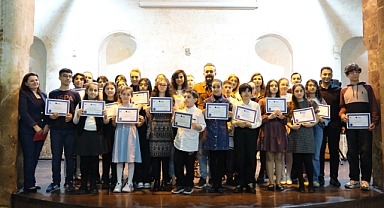 Minik ve Genç Piyanistler Şanlıurfa’da Sahneyi Büyüledi!