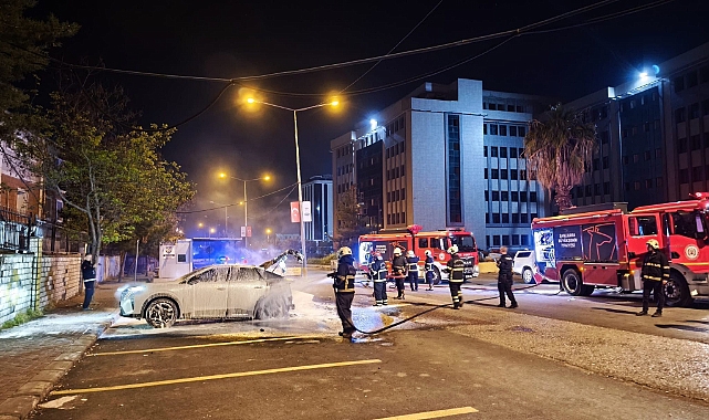 Şanlıurfa Haliliye’de Elektrikli Araç Yangını Korkuttu