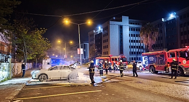 Şanlıurfa Haliliye’de Elektrikli Araç Yangını Korkuttu