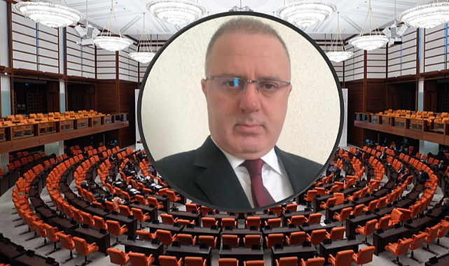 Siyaset ve Şehvet! Kamu Görevi mi, Fantezi Dünyası mı?